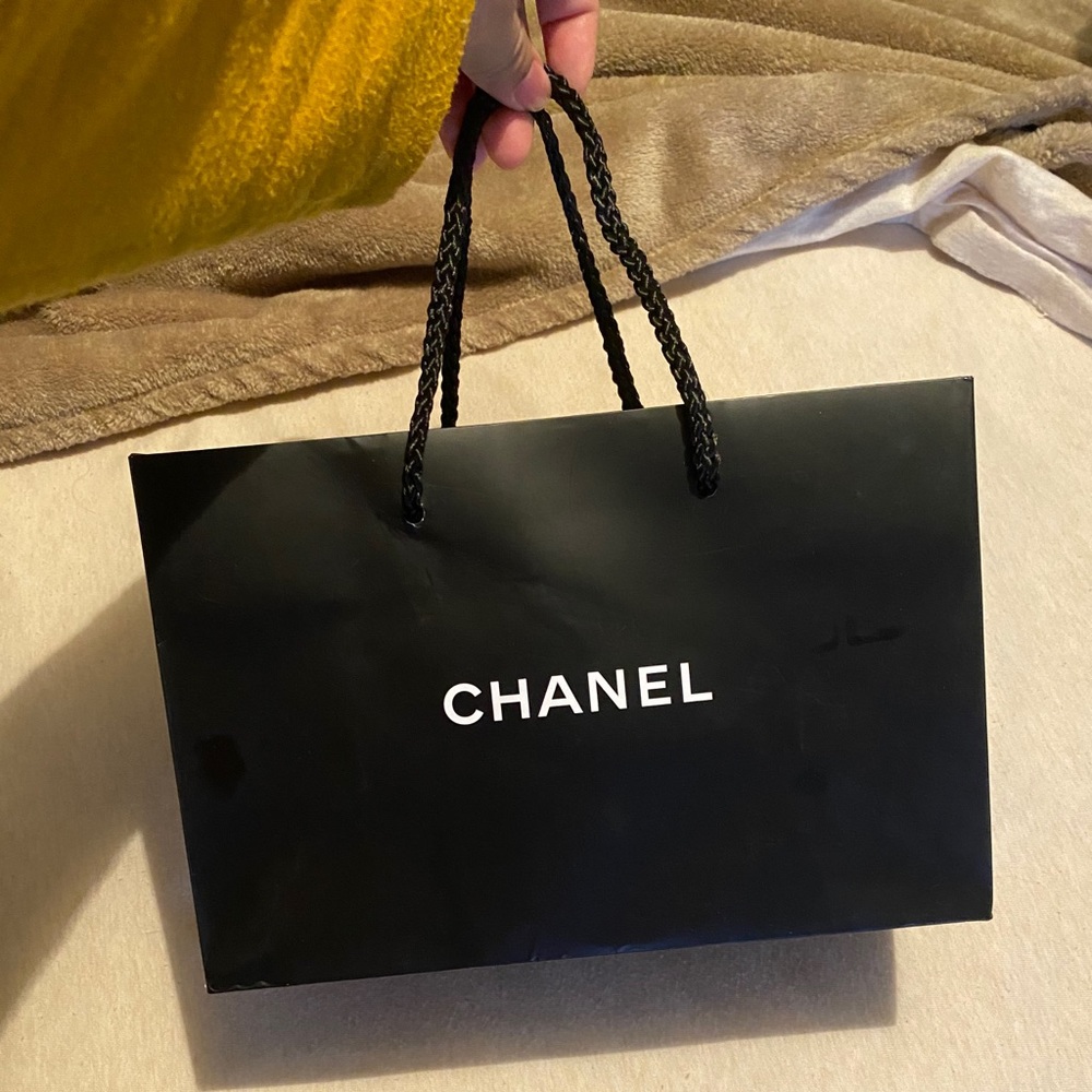 Chanel shopping bag